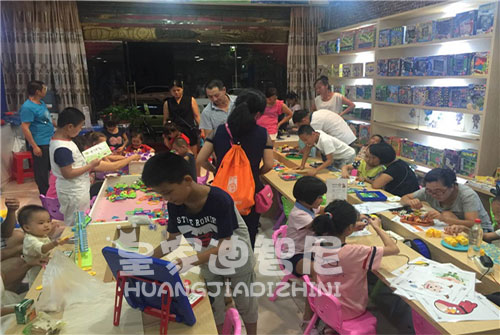 皇家迪智尼-玩具零售市場