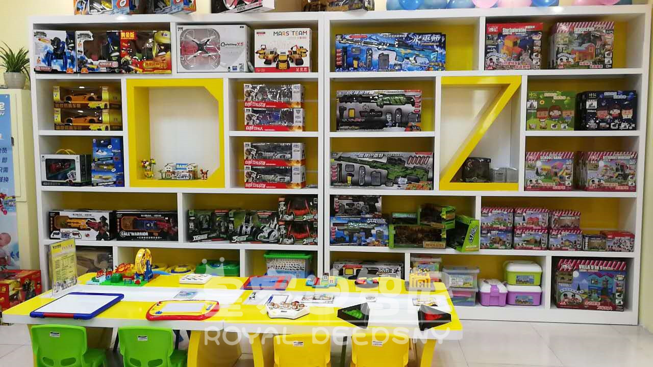 皇家迪智尼-玩具店經營
