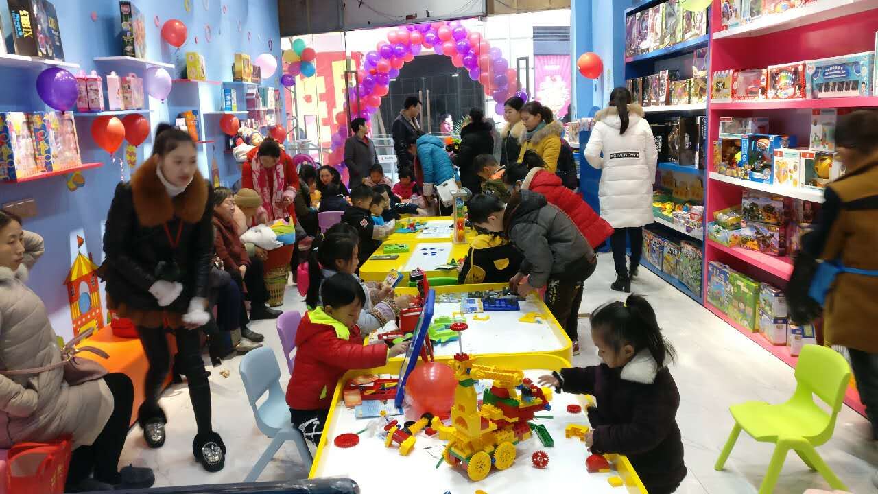 加盟玩具店開店常見問題，皇家迪智尼給你解答 