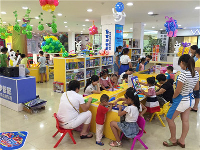 玩具加盟店經(jīng)營策略有哪些?