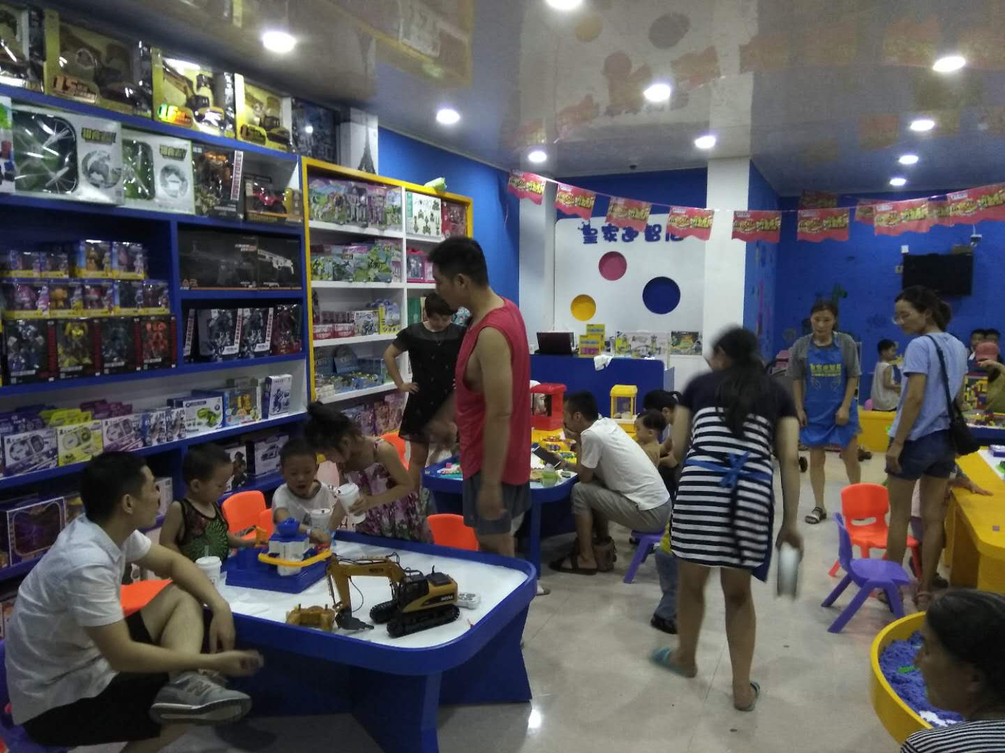 加盟兒童玩具店后，前期應該做好哪些事項？