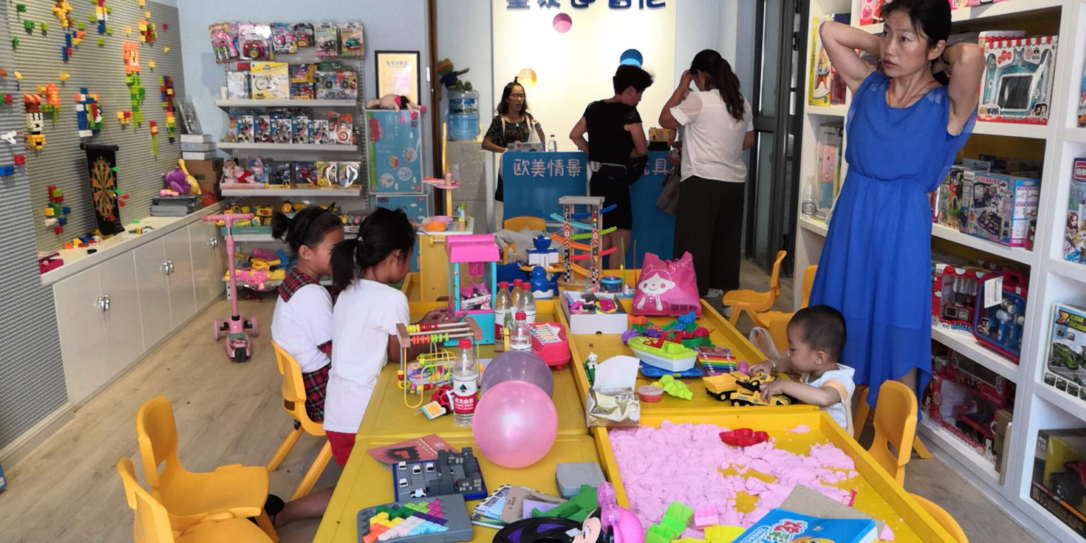玩具店加盟要想成功經(jīng)營，該如何做？