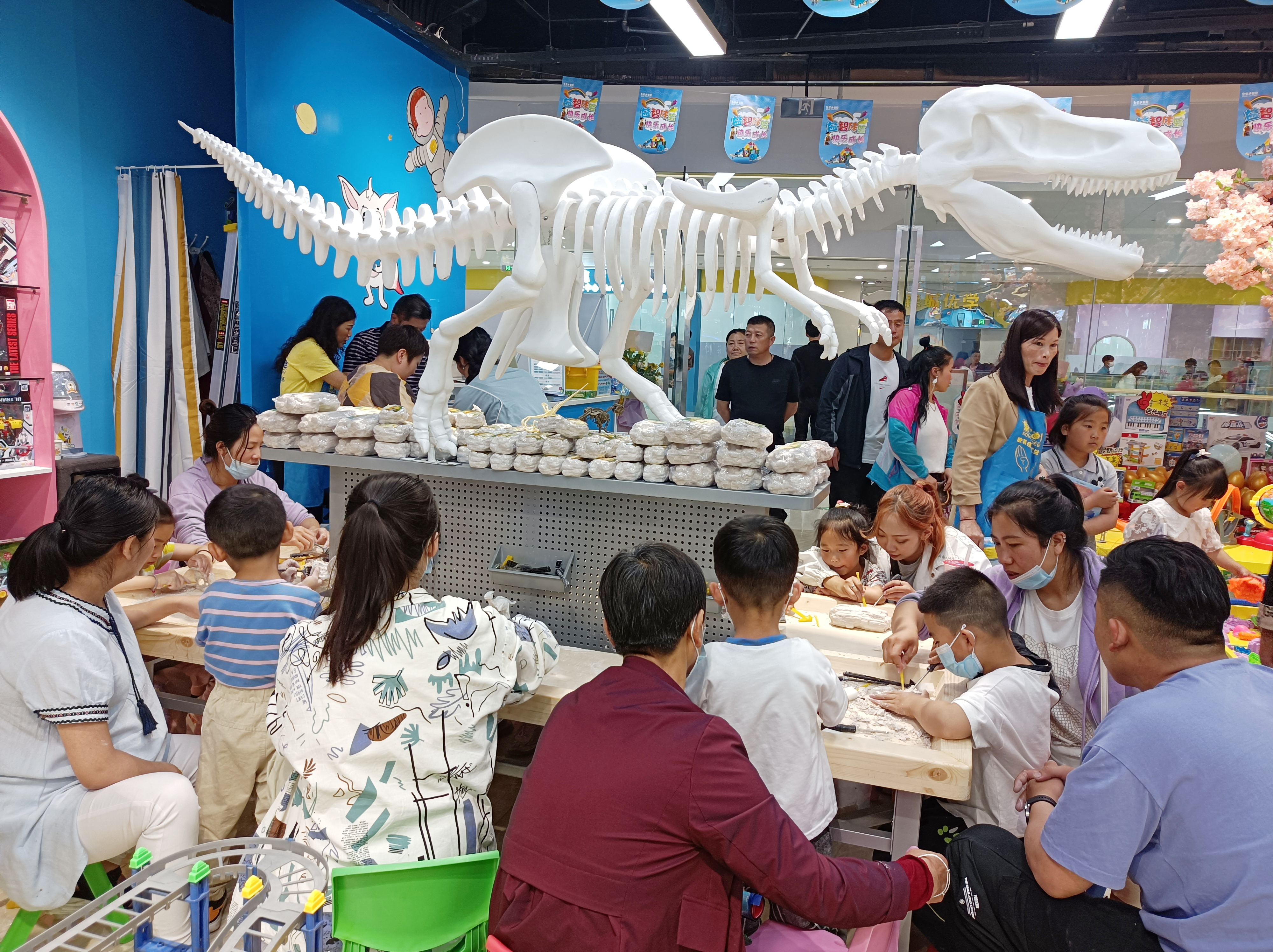 兒童益智玩具體驗館加盟利潤怎么樣？