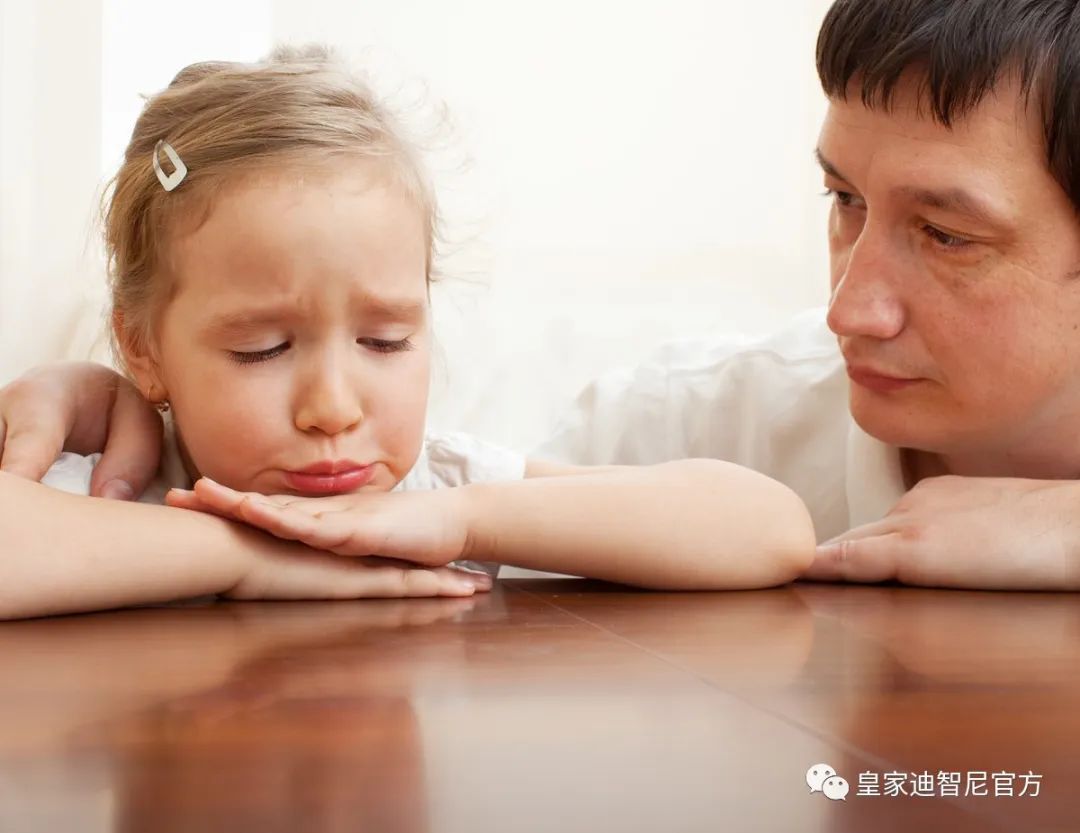 皇家迪智尼 I 寶寶經常亂放脾氣，背后的原因盡然是因為這個？